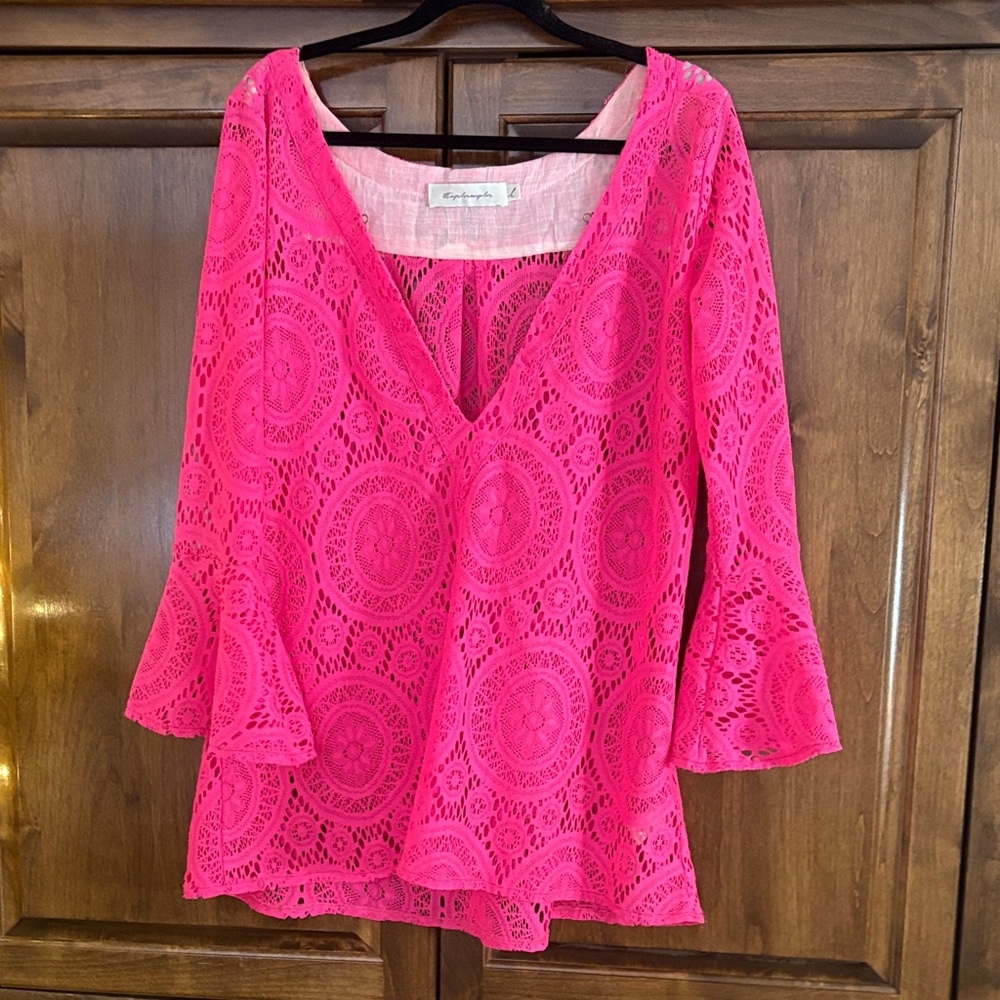 T bags Los Angeles bell sleeve Fuchsia pink swimsuit coverup L